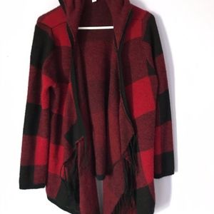 Red and black plaid shawl